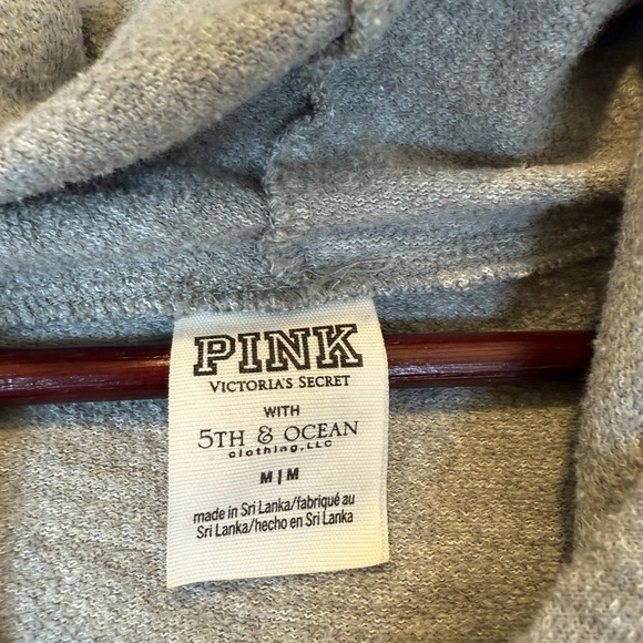 PINK Victoria’s Secret Gray FIU Panthers Women's Hoodie - Picture 4 of 6